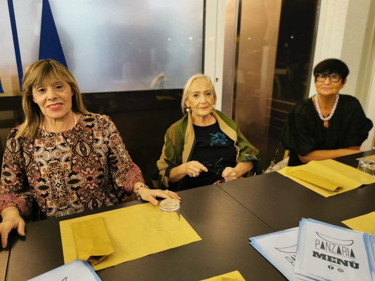 Le amiche delle "chése d'i marenére", insieme dopo anni: gioia e pianti