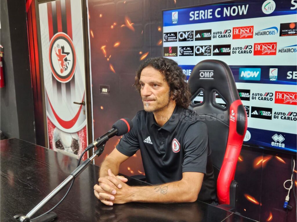 Immagine in evidenza: mister Mirko Cudini - crediti: foto di Mario Mescia/lagoleada.it (RIPRODUZIONE VIETATA)