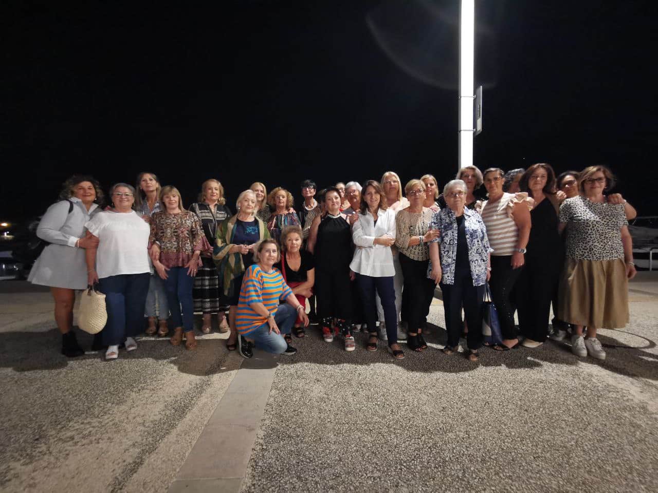 Le amiche delle "chése d'i marenére", insieme dopo anni: gioia e pianti