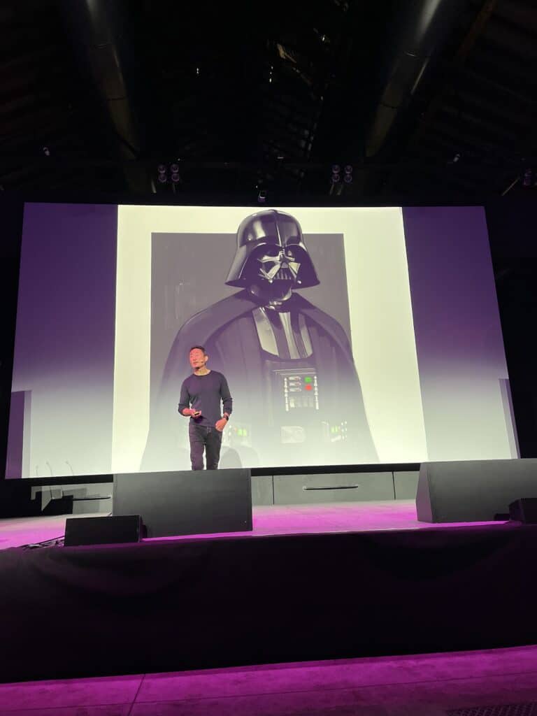 Darth Vader: personaggio iconico ed esempio di evoluzione del design dalla trilogia originale ai prequels, per arrivare a Kenobi.