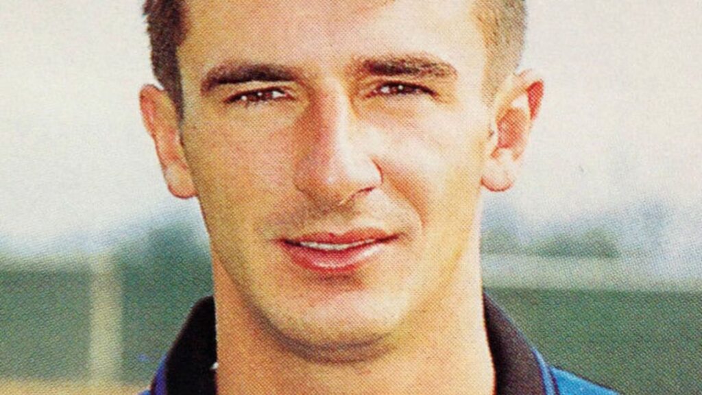 Immagine in evidenza: Roberto Rambaudi con la maglia dell'Atalanta nella stagione 1993/94 - crediti foto: Wikipedia/pubblico dominio