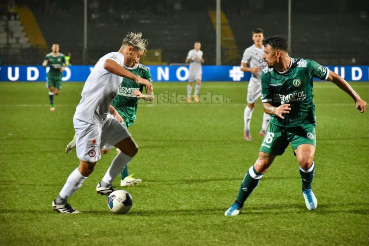 Avellino-Foggia, probabili formazioni e come seguirla - Immagine in evidenza: uno scatto di Avellino-Foggia (Serie C - girone C 2023/24) - crediti: foto di Luigia Spinelli (RIPRODUZIONE VIETATA)