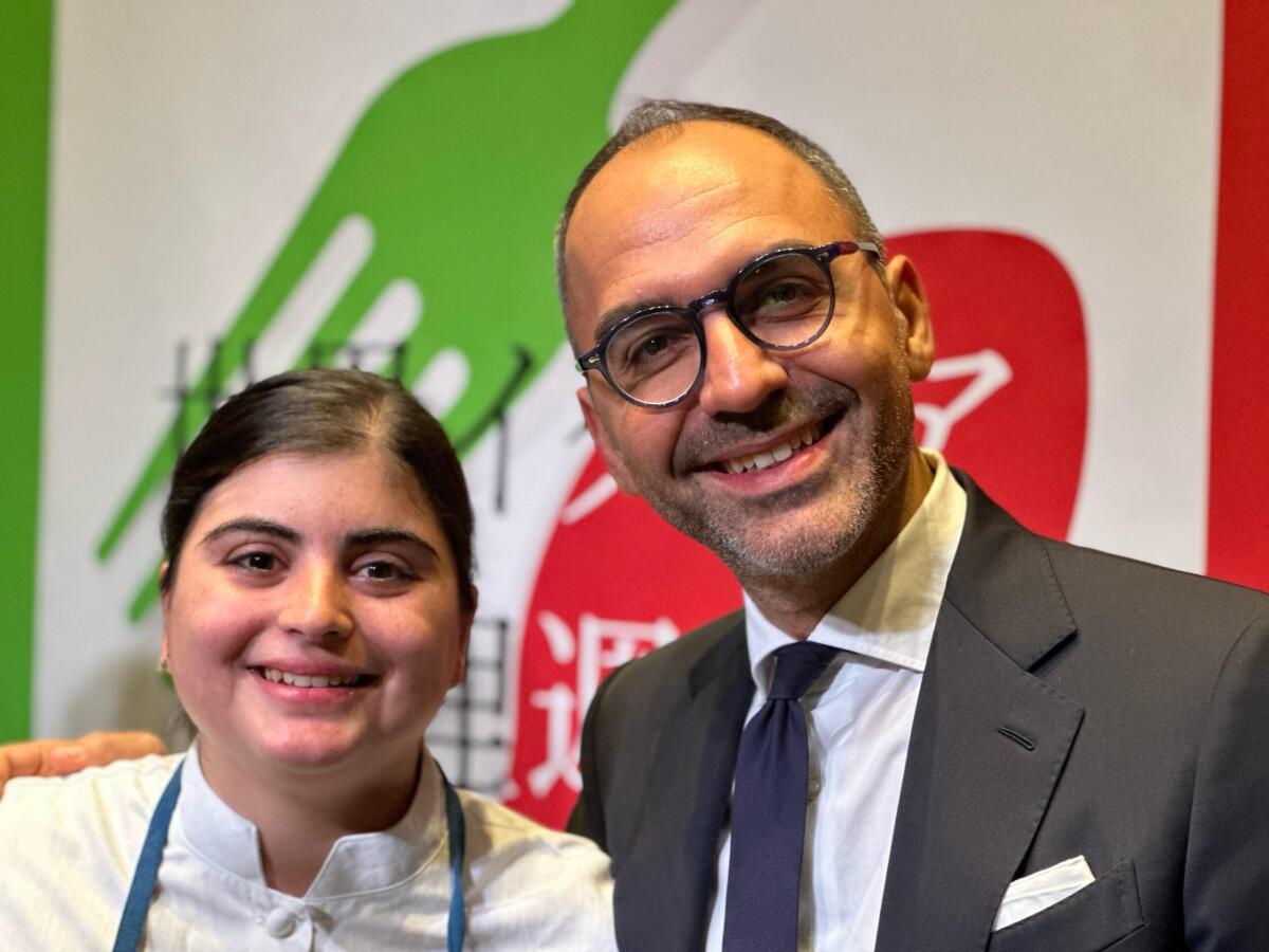 Magia del Sol Levante. Osaka "profuma" di Puglia - evento finale puglia life style Osaka (3)