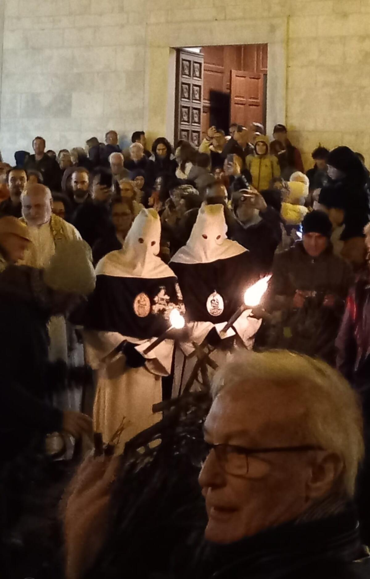 Orsara Fucacoste successo straordinario per falò e zucche (FOTO) - 