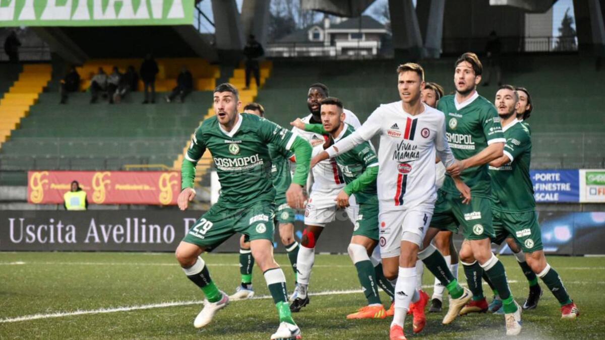 Avellino-Foggia, gli aggiornamenti LIVE - Immagine in evidenza: uno scatto di Avellino-Foggia (Serie C - girone C 22/23) - crediti: foto di Luigia Spinelli (RIPRODUZIONE RISERVATA)