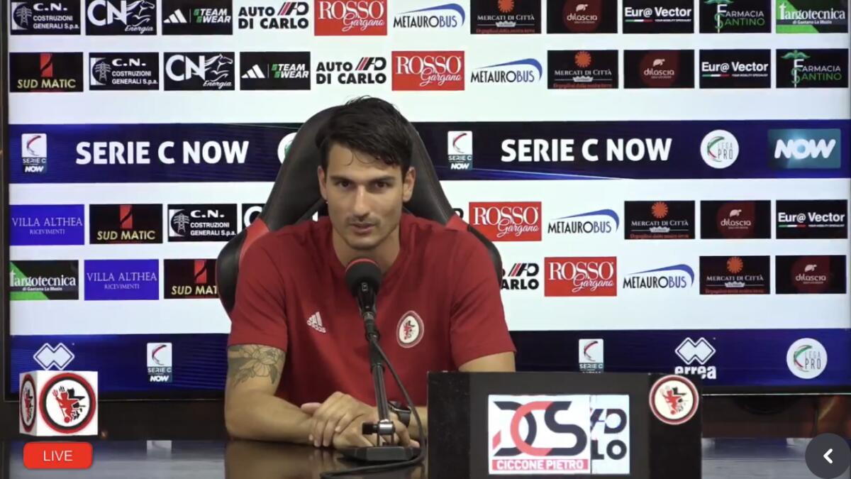 Foggia, Riccardi: "Mi sento bene. L'importante..." - Immagine in evidenza: Davide Riccardi, nuovo difensore del Calcio Foggia 1920 - crediti foto: pagina ufficiale Facebook Calcio Foggia 1920 (frame da video)