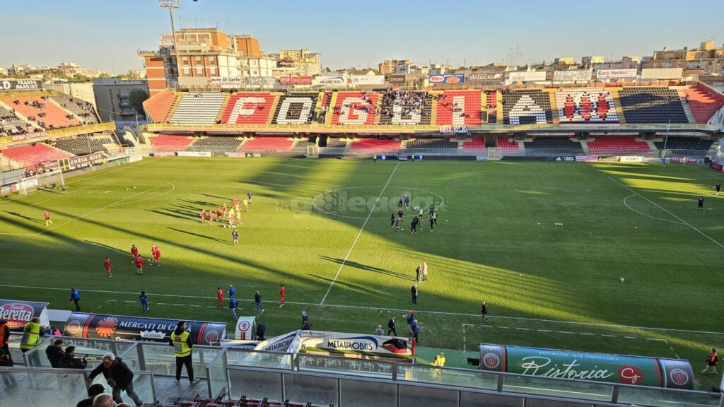 Immagine in evidenza: lo stadio "Pino Zaccheria" di Foggia - crediti: foto di Mario Mescia/lagoleada.it (RIPRODUZIONE VIETATA)