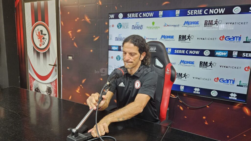Immagine in evidenza: mister Mirko Cudini - crediti: foto di Mario Mescia/lagoleada.it (RIPRODUZIONE VIETATA)