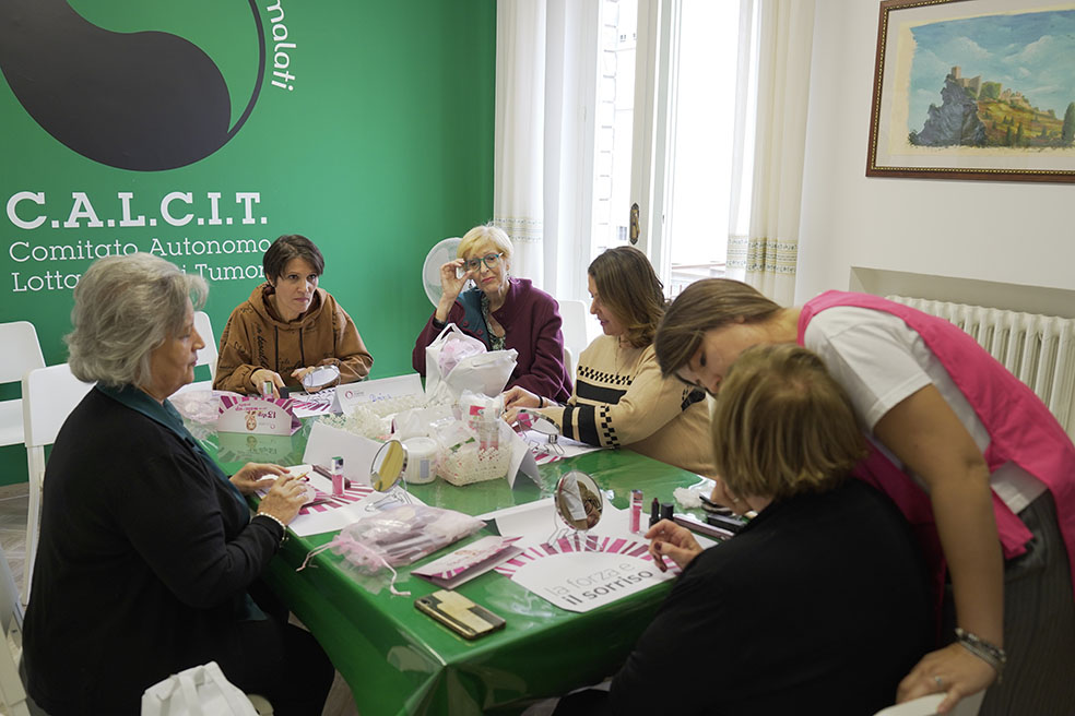 Tumori. Così in Puglia "aiutiamo le donne a riconquistare senso di benessere e autostima"