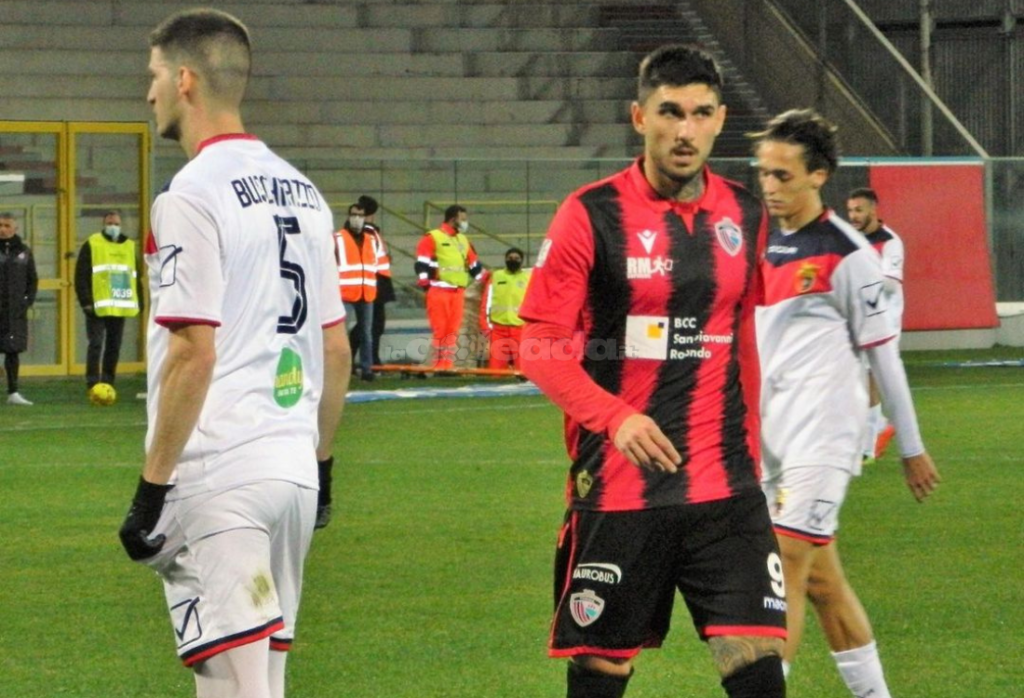 Immagine in evidenza: uno scatto di Foggia-Casertana (Serie C - girone C 2020/21) - crediti: foto di Mario Mescia/lagoleada.it (RIPRODUZIONE VIETATA)