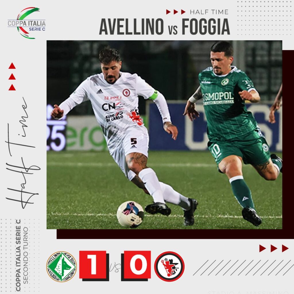 Immagine in evidenza: Avellino-Foggia 1-0 all'intervallo - crediti foto: pagina ufficiale Facebook Calcio Foggia 1920