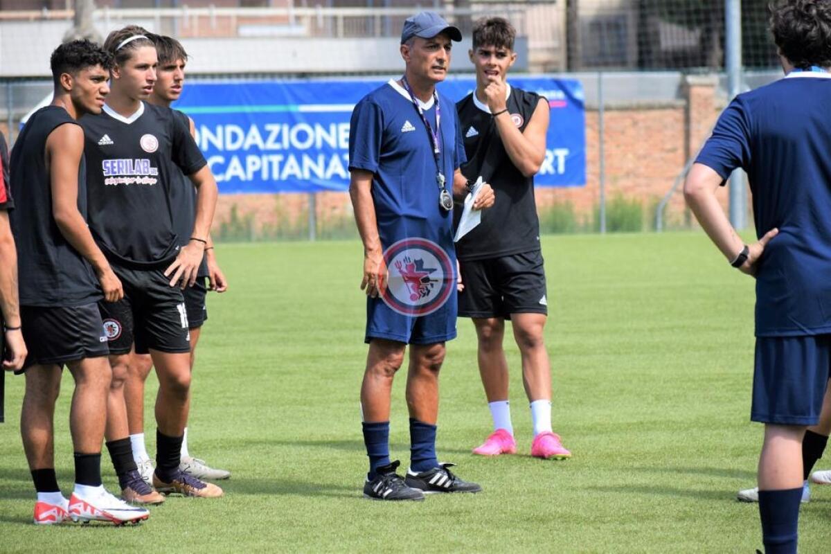 Foggia, la strategia di Olivieri per affrontare il Cerignola - Immagine in evidenza: mister Massimiliano Olivieri - crediti: foto di Calcio Foggia 1920
