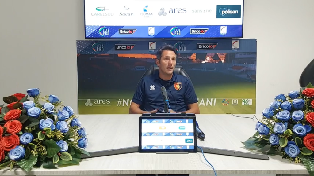 Immagine in evidenza: mister Pietro De Giorgio - crediti foto: canale ufficiale YouTube Potenza Calcio (frame da video)