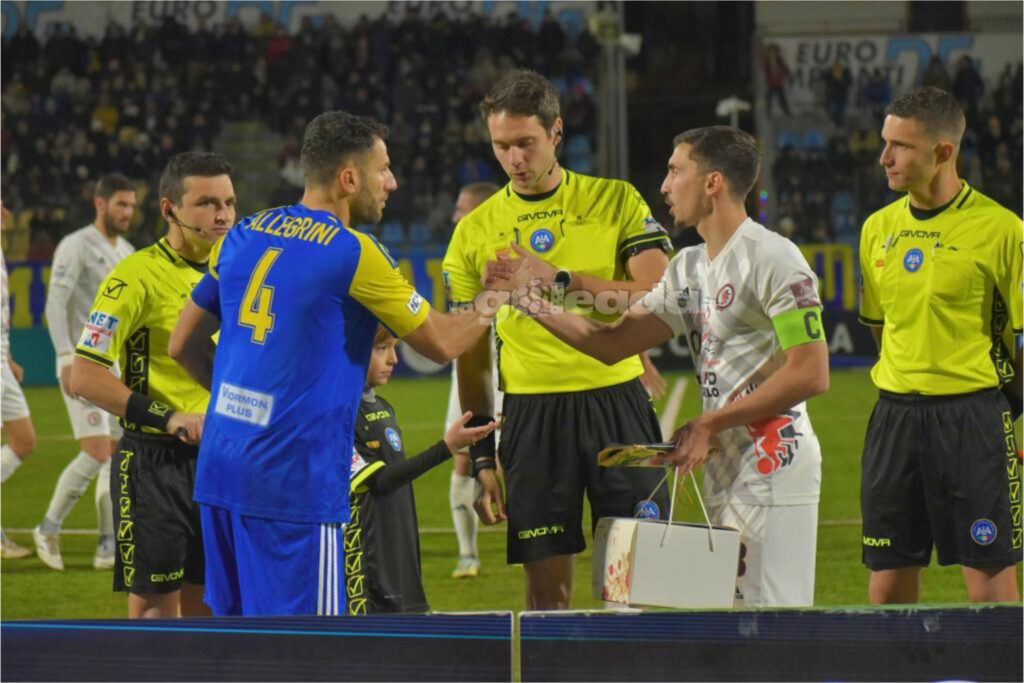 Immagine in evidenza: uno scatto di Audace Cerignola-Foggia (Serie C - girone C 2023/24) - crediti: foto di Luigia Spinelli (RIPRODUZIONE VIETATA)
