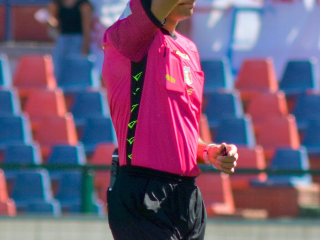 Un arbitro dell’AIA, foto di Pasquale Golia (riproduzione vietata)