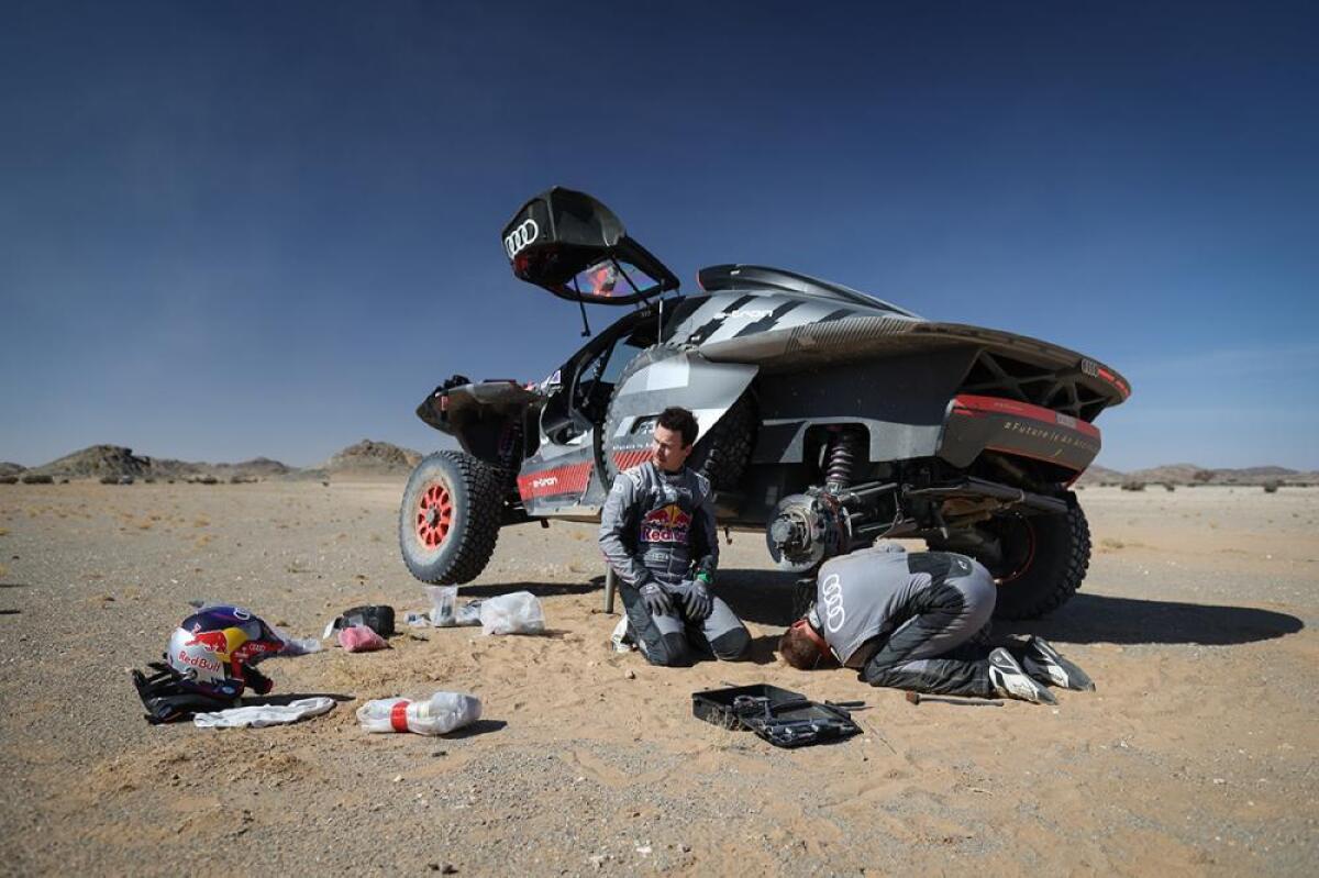 Dakar 2024 - Tappa 7: Ekstrom si ferma, Loeb recupera su Sainz - 