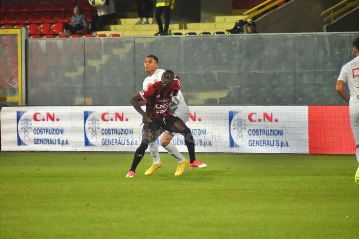 Calciomercato Foggia, UFFICIALE: Tounkara saluta - Immagine in evidenza: uno scatto di Foggia-Benevento (Serie C - girone C 2023/24) - crediti: foto di Luigia Spinelli (RIPRODUZIONE VIETATA)