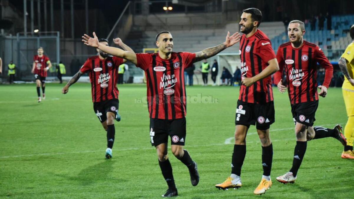 Foggia, UFFICIALE: Peralta saluta, destinazione Catania - Immagine in evidenza: uno scatto di Foggia-Taranto (Serie C - girone C 2022/23) - crediti: foto di Luigia Spinelli (RIPRODUZIONE VIETATA)