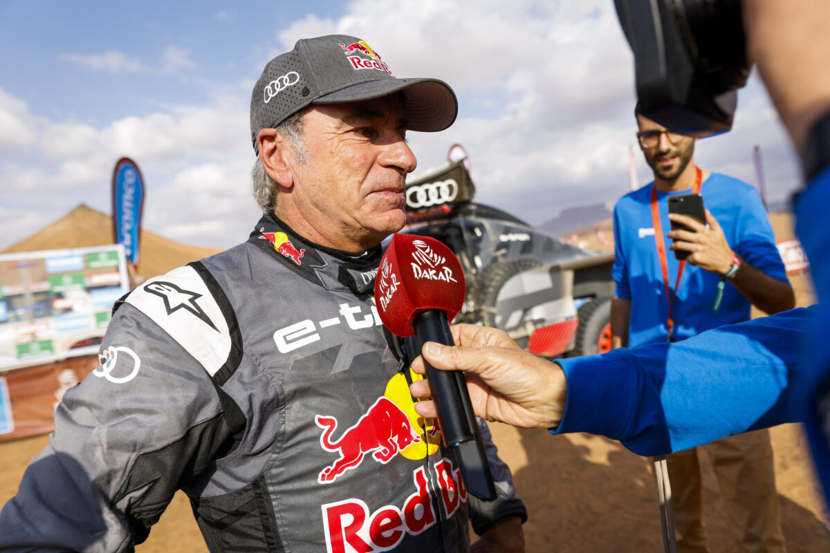 Dakar - Ford fa sul serio e vuole Sainz ed Ekström per il 2025 - 