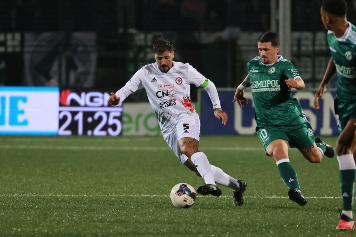 Dove vedere Foggia-Avellino? Ecco il canale - Immagine in evidenza: uno scatto di Avellino-Foggia (Coppa Italia Serie C 2023/24) - crediti foto: Federico Antonellis/Calcio Foggia 1920