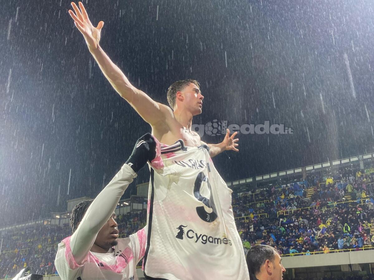 Juve di "corto muso" all'ultimo respiro, vince a Salerno grazie a Vlahovic - Dusan Vlahovic durante Salernitana-Juventus 1-2, fotografia di Pasquale Golia per lagoleada.it (Riproduzione vietata)