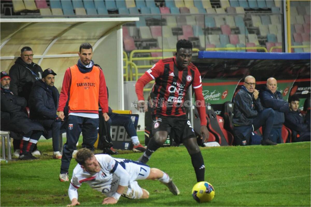 Che Foggia vedremo contro il Giugliano? Il modulo... - Immagine in evidenza: uno scatto di Foggia-Taranto (Serie C - girone C 2023/24) - crediti: foto di Luigia Spinelli (RIPRODUZIONE VIETATA)