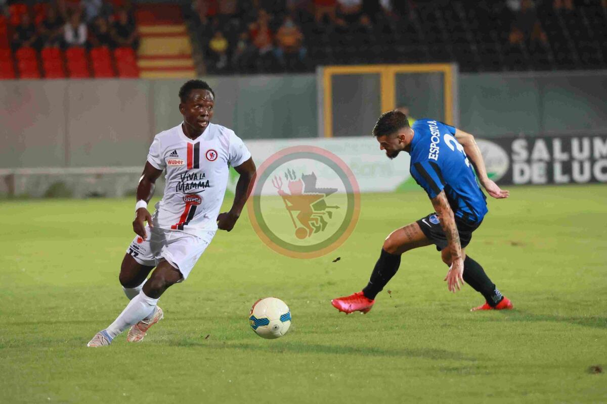 Brindisi, Arigliano: "Odjer? Trattativa in corso. Vogliamo..." - Immagine in evidenza: Moses Odjer in azione nel match col Latina - crediti foto: Federico Antonellis/Calcio Foggia 1920
