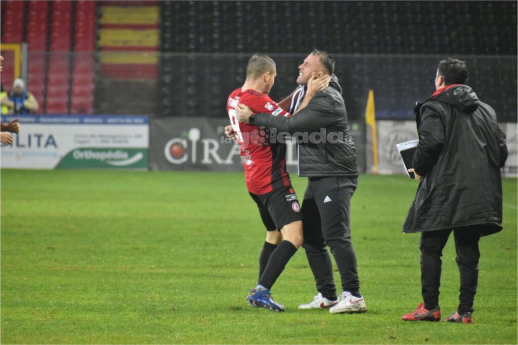 Tonin durante Foggia-Taranto