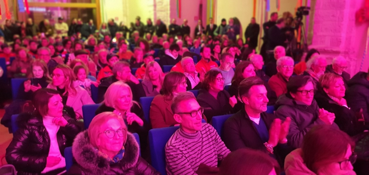 "I folli sono coloro che si stanno impegnando per il Carnevale di Manfredonia. Andremo avanti, sempre"