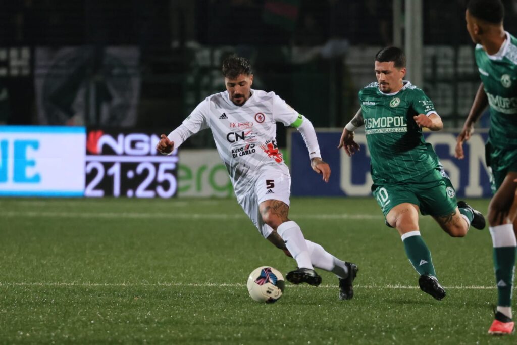 Immagine in evidenza: uno scatto di Avellino-Foggia (Coppa Italia Serie C 2023/24) - crediti foto: Federico Antonellis/Calcio Foggia 1920