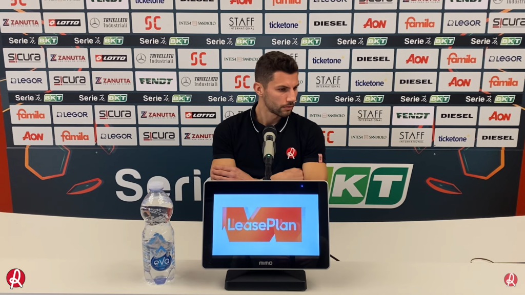 Immagine in evidenza: Nicola Pasini - crediti foto: canale ufficiale YouTube LR Vicenza (frame da video)