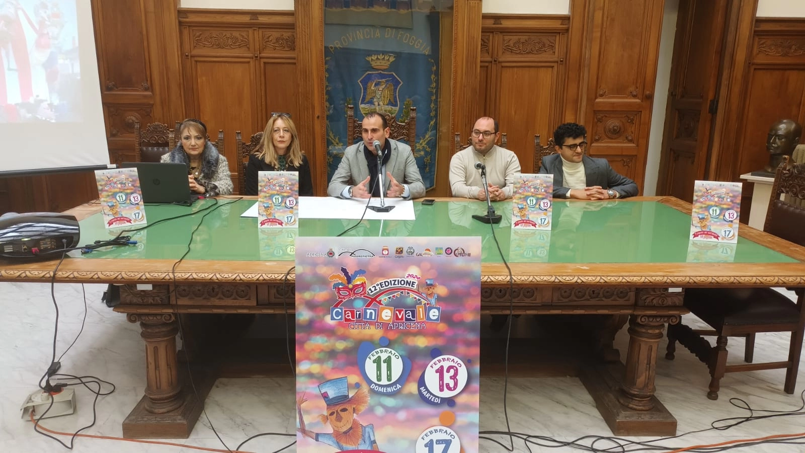 Gruppi, carri, Corona, Jo Squillo, Zelig, Top 80 & 90 mania: Carnevale di Apricena, si parte