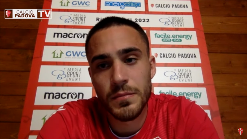 Immagine in evidenza: Luca Gagliano - crediti foto: canale ufficiale YouTube Padova Calcio (frame da video)