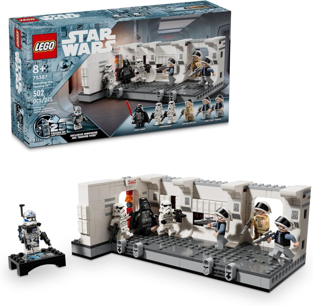 L'altro set della Tantive IV con la minifigure di Fives ARC Trooper