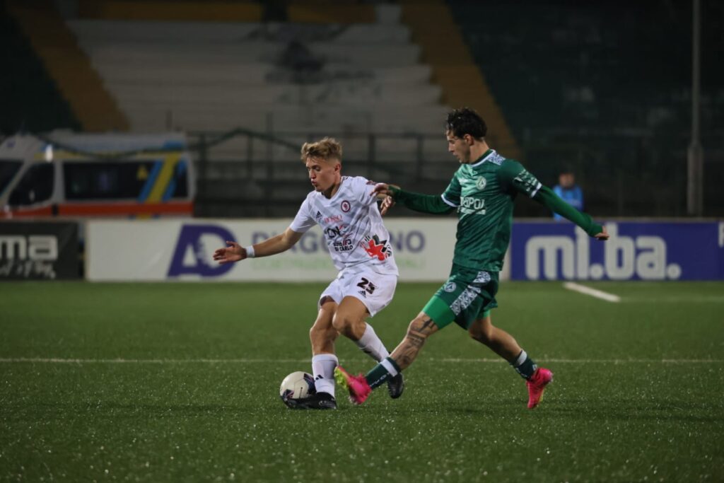 Immagine in evidenza: uno scatto di Avellino-Foggia (Coppa Italia Serie C 2023/24) - crediti foto: Federico Antonellis/Calcio Foggia 1920