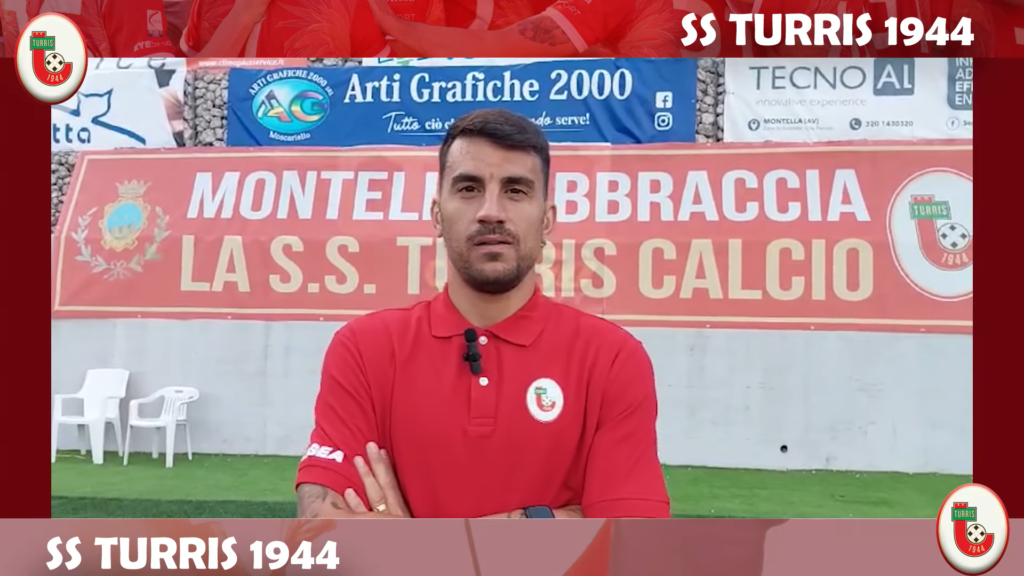 Immagine in evidenza: Mirko Miceli con la maglia della Turris - crediti foto: canale ufficiale YouTube Ss Turris Tv Web