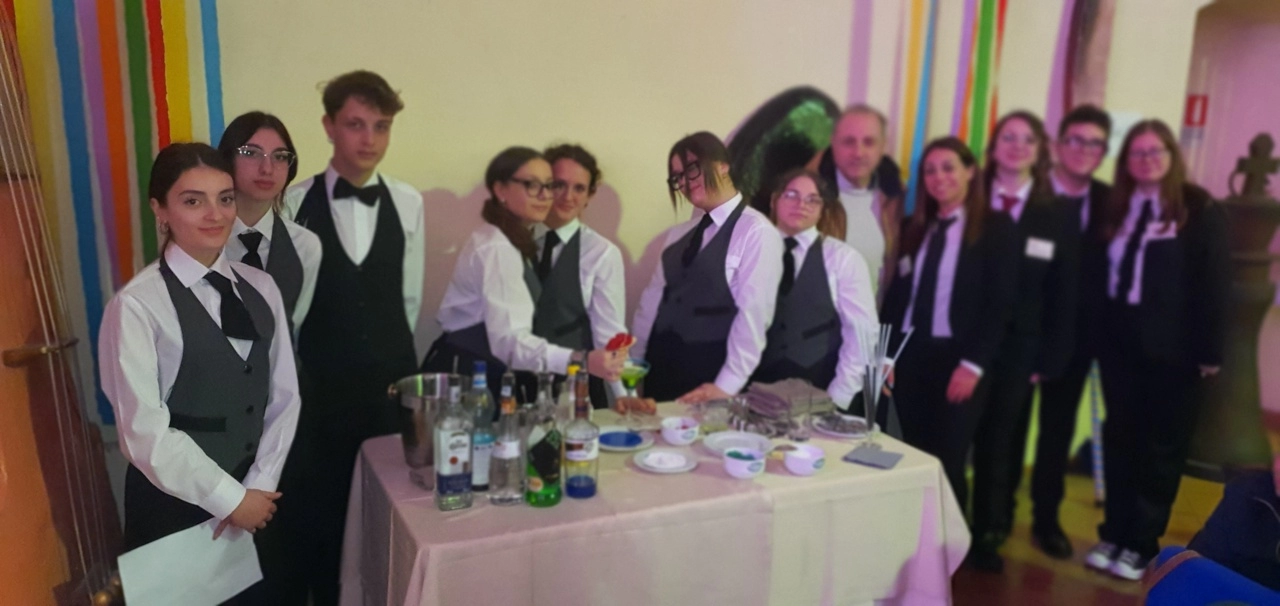 "I folli sono coloro che si stanno impegnando per il Carnevale di Manfredonia. Andremo avanti, sempre"