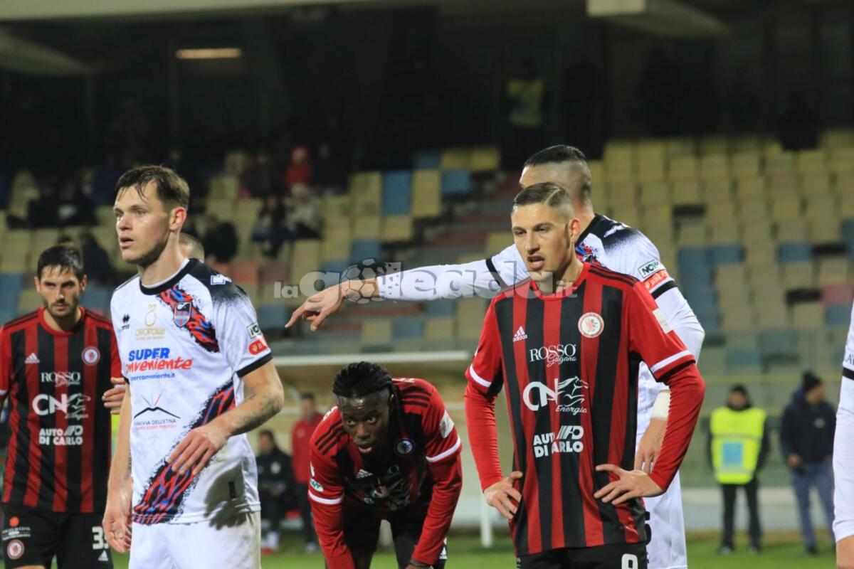 Cudini riscrive l'attacco del Foggia, come cambia il modulo? - Immagine in evidenza: uno scatto di Foggia-Catania (Serie C - girone C 2023/24) - crediti: foto su gentile concessione di Monica Carbosiero per lagoleada.it