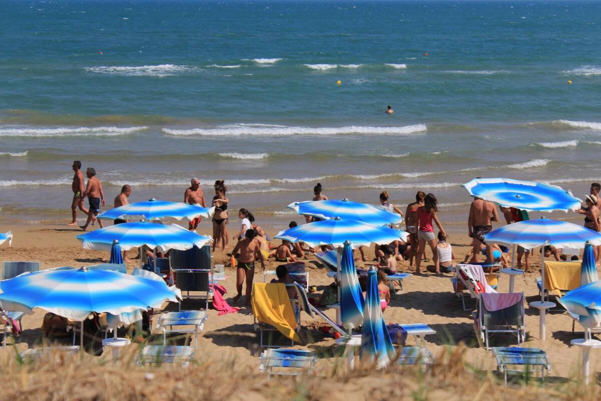 Turismo, la Puglia nel 2023 supera i 16 milioni di presenze. Vieste regina: quasi 2 - Fonte image
Villaggio Camping Oasi