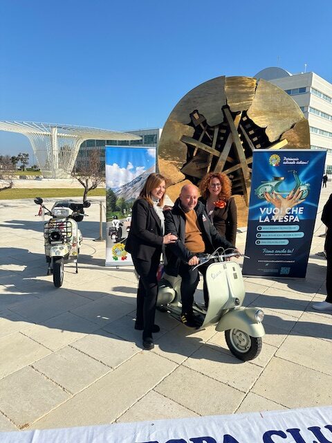 'La Vespa Piaggio del '900 patrimonio culturale italiano': la Puglia propone