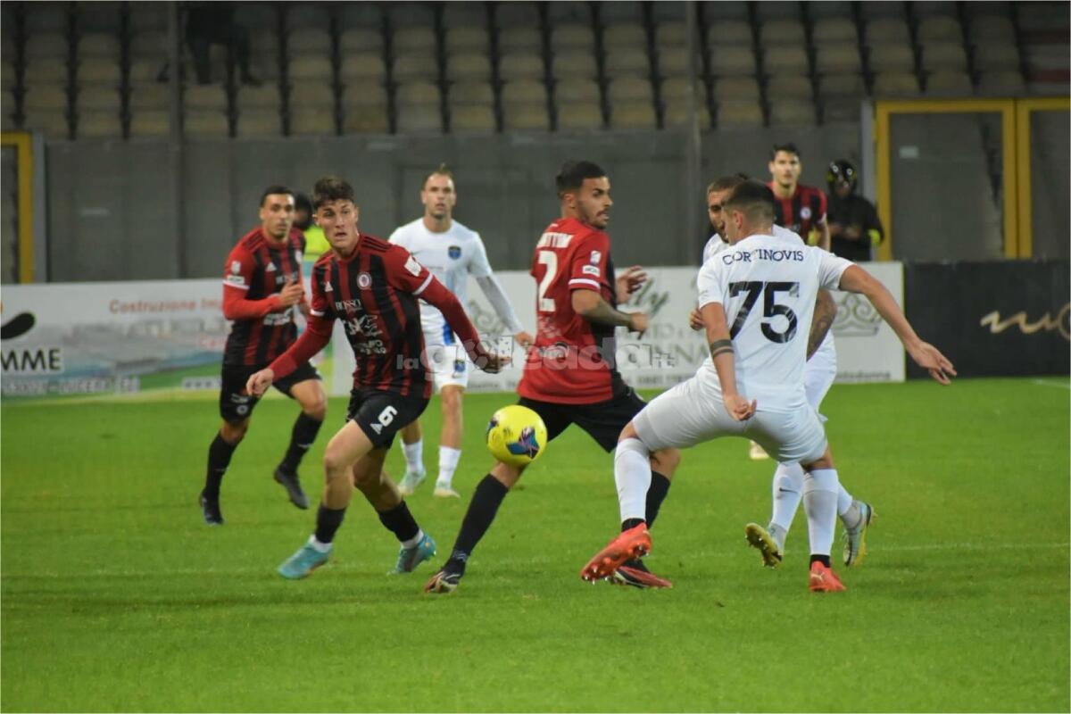 Verso Latina-Foggia, la situazione squalificati - Immagine in evidenza: uno scatto di Foggia-Latina (Serie C - girone C 2023/24) - crediti: foto di Luigia Spinelli (RIPRODUZIONE VIETATA)