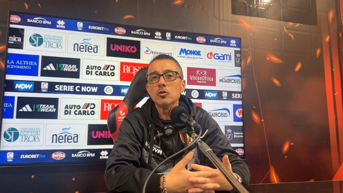 Picerno, Longo: "Gara episodica. Vittoria meritata del Foggia, ma..." - Immagine in evidenza: mister Emilio Longo - crediti: pagina ufficiale Facebook AZ Picerno (frame da video)