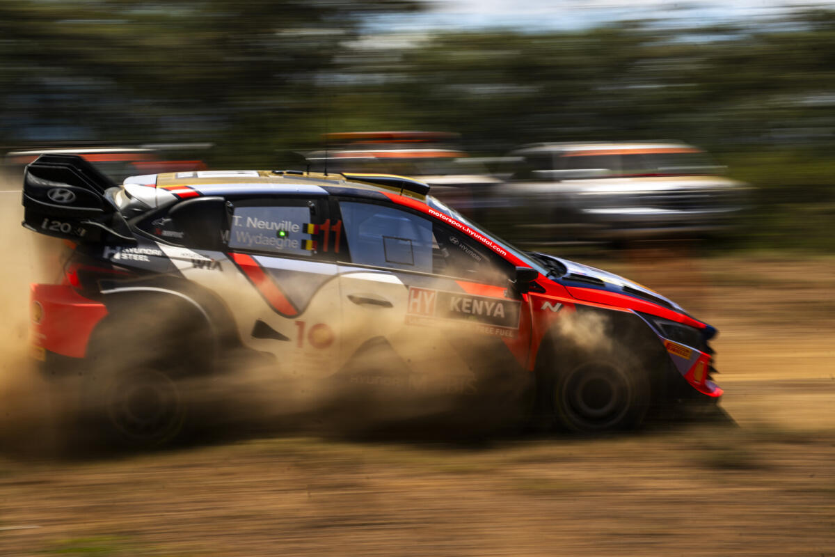 Safari Rally, PS1: Neuville davanti a Tanak - 