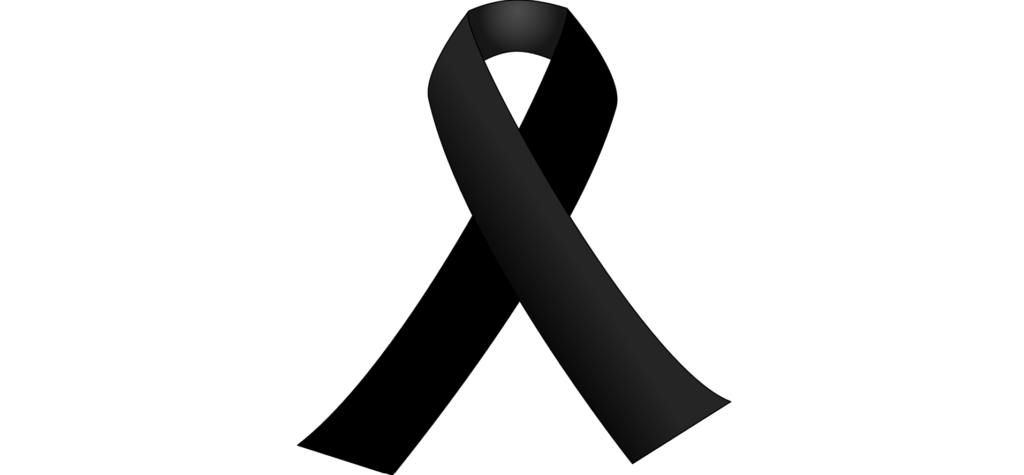 Immagine in evidenza: lutto - crediti: foto di OpenClipart-Vectors da Pixabay