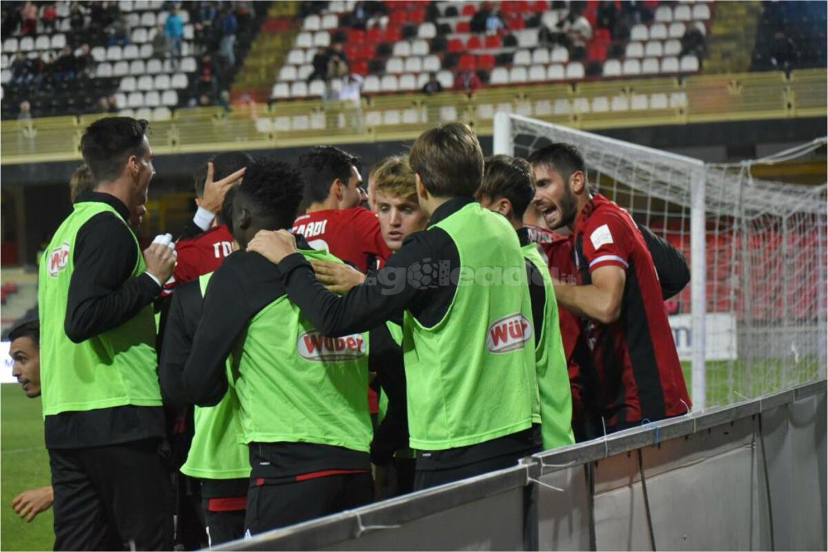 Serie C, chi è già ai playoff/playout? La situazione - Immagine in evidenza: uno scatto di Foggia-Messina (Serie C - girone C 2023/24) - crediti: foto di Luigia Spinelli (RIPRODUZIONE VIETATA)