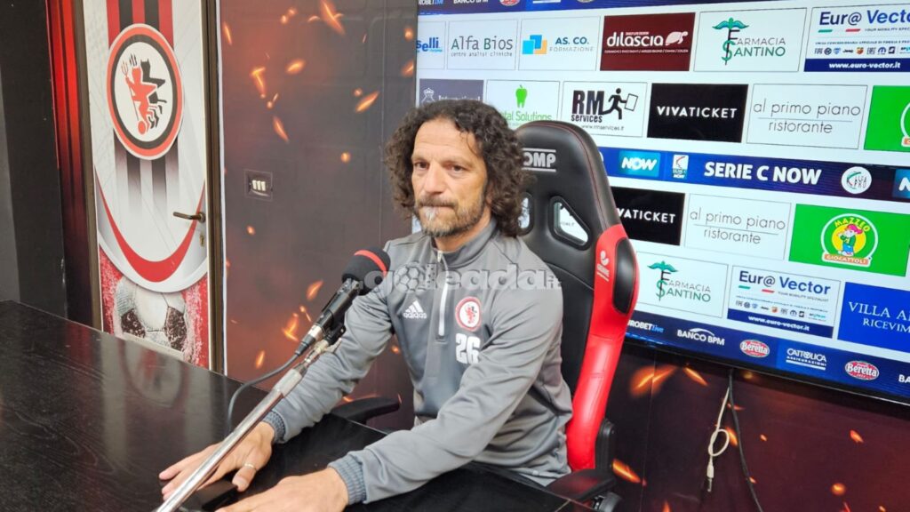 Immagine in evidenza: mister Mirko Cudini - crediti: foto di Mario Mescia/lagoleada.it (RIPRODUZIONE VIETATA)