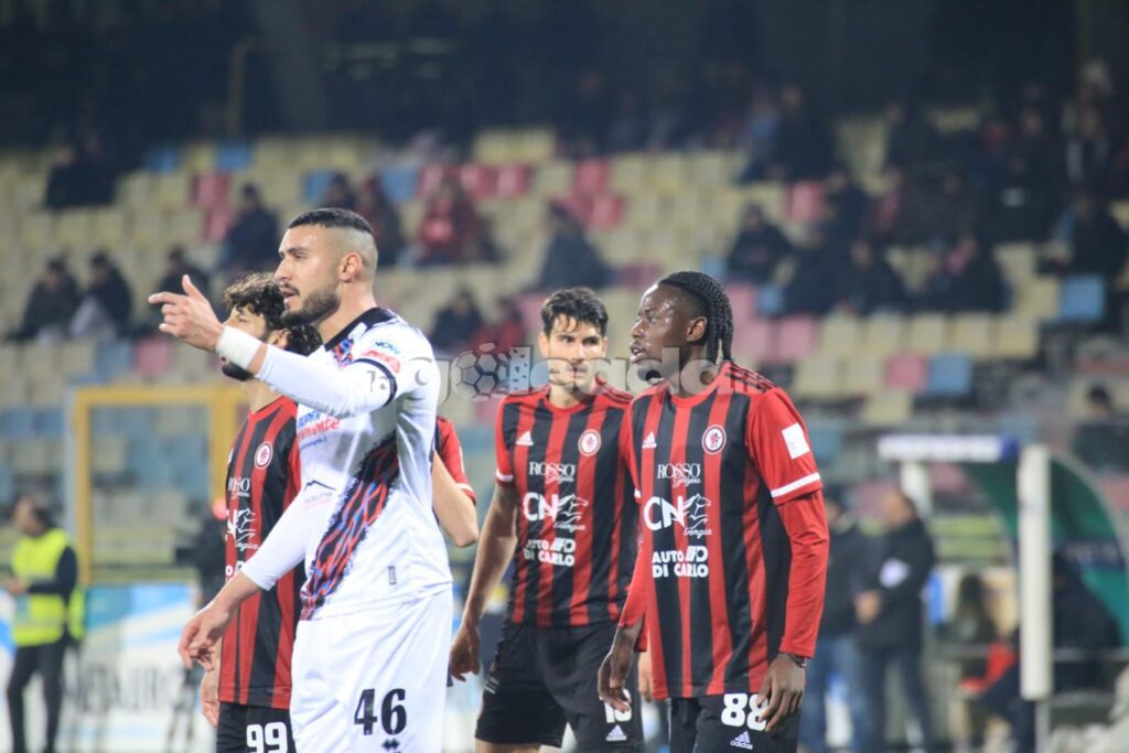 Immagine in evidenza: uno scatto di Foggia-Catania (Serie C - girone C 2023/24) - crediti: foto su gentile concessione di Monica Carbosiero per lagoleada.it