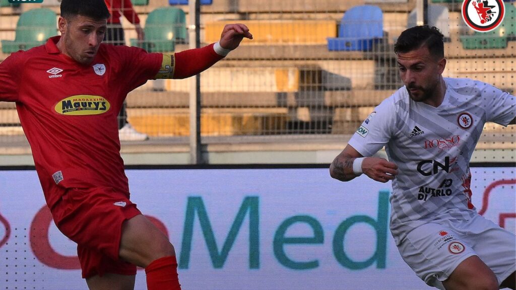 Immagine in evidenza: uno scatto di Monterosi Tuscia-Foggia (Serie C - girone C 2023/24) - crediti foto: pagina ufficiale Facebook Calcio Foggia 1920