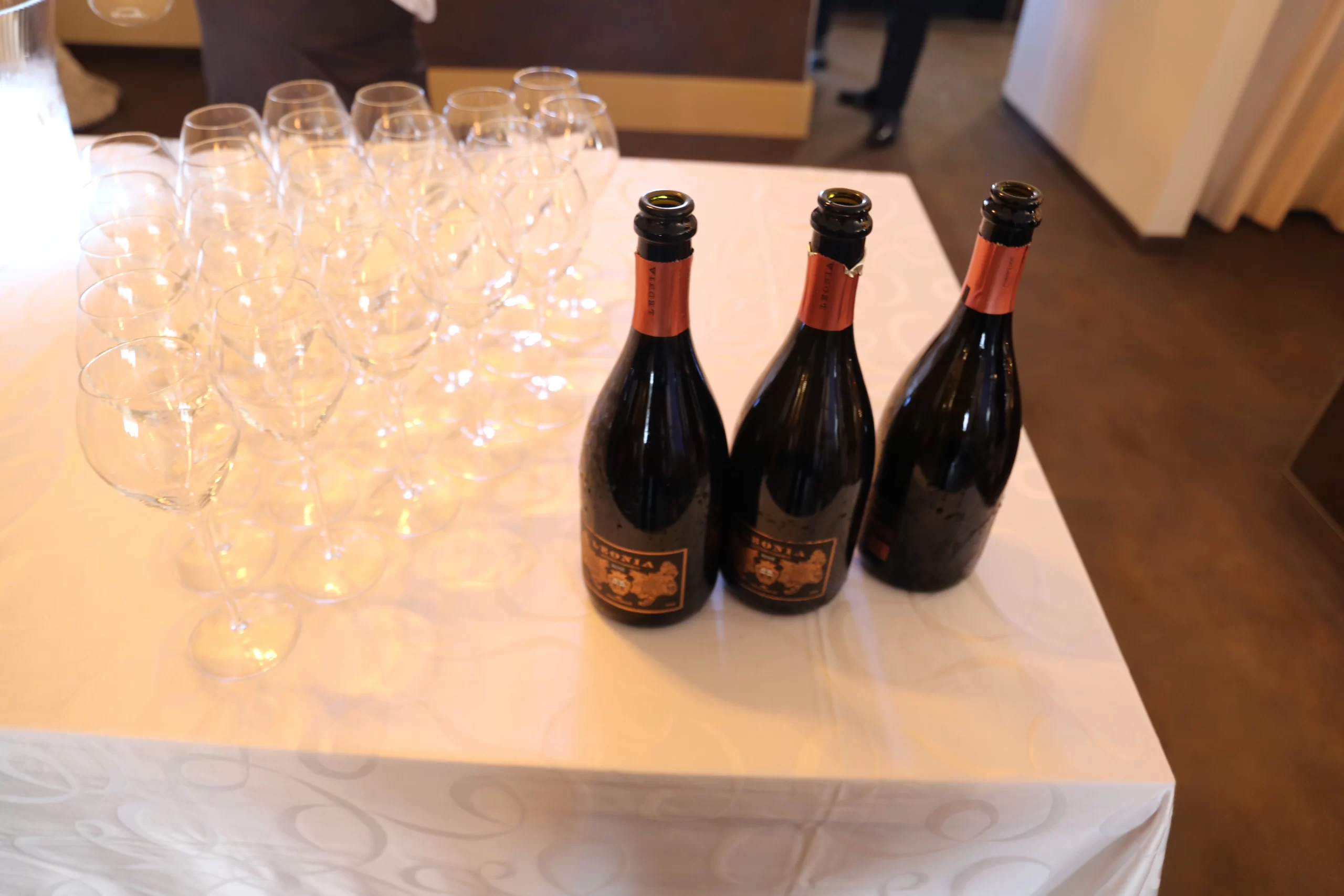 L’incontro tra Eccellenze: Lo Chalet Royal celebra i vini dell’Ornellaia (FOTOGALLERY – VIDEO)