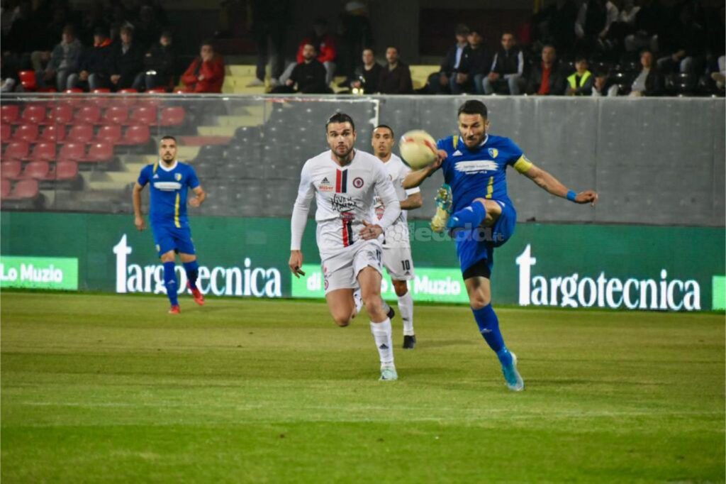 Immagine in evidenza: uno scatto di Foggia-Audace Cerignola (playoff Serie C 22/23) - crediti: foto di Luigia Spinelli (RIPRODUZIONE VIETATA)